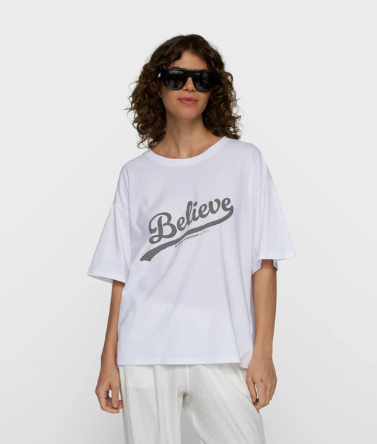 10DAYS AMSTERDAM Believe Tee - White
