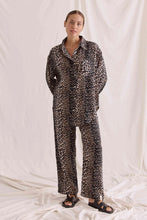 Lade das Bild in den Galerie-Viewer, COTTON CANDY Leo Hose Latika