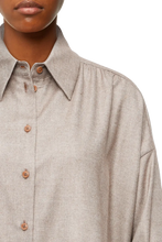 Lade das Bild in den Galerie-Viewer, DRYKORN Damenbluse Flanna Beige