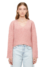 Lade das Bild in den Galerie-Viewer, DRYKORN Oversized Pullover Somaija pink