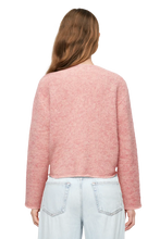 Lade das Bild in den Galerie-Viewer, DRYKORN Oversized Pullover Somaija pink