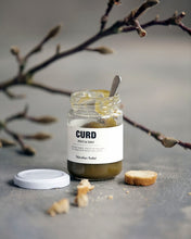 Lade das Bild in den Galerie-Viewer, NICOLAS VAHE Curd Pistachio