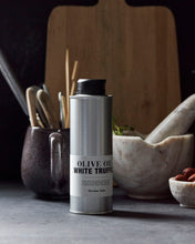 Lade das Bild in den Galerie-Viewer, NICOLAS VAHE Olivenöl mit weißem Trüffel