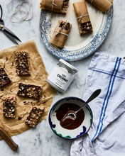 Lade das Bild in den Galerie-Viewer, NICOLAS VAHE Coconut Oil