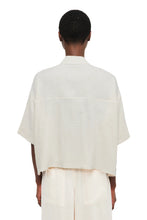 Lade das Bild in den Galerie-Viewer, DRYKORN Bluse Yarika aus Leinen Offwhite