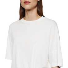 Lade das Bild in den Galerie-Viewer, DRYKORN T-Shirt Kusia Offwhite