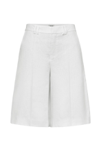 Lade das Bild in den Galerie-Viewer, DRYKORN Bermuda Covern aus Leinen Ecru