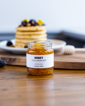 Lade das Bild in den Galerie-Viewer, NICOLAS VAHE Honey Acacia & Orange Peel