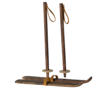 Lade das Bild in den Galerie-Viewer, MAILEG Ski und Skistöcke für große Schwester & Bruder