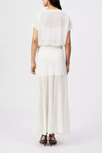 Lade das Bild in den Galerie-Viewer, DRYKORN Damenshirt Gerlotta Offwhite