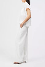 Lade das Bild in den Galerie-Viewer, DRYKORN Damenbluse Alaria Offwhite