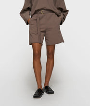 Lade das Bild in den Galerie-Viewer, 10 DAYS AMSTERDAM Belted Shorts Fleece Moonrock