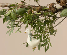 Lade das Bild in den Galerie-Viewer, MAILEG Gansornament blau