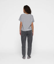 Lade das Bild in den Galerie-Viewer, 10DAYS AMSTERDAM The Petite Linen Stripes Shirt