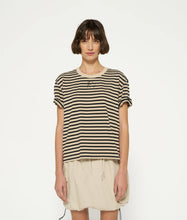 Lade das Bild in den Galerie-Viewer, 10DAYS AMSTERDAM Thick Cotton Tee Stripes Safari/Black