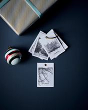 Lade das Bild in den Galerie-Viewer, HOUSE DOCTOR Geschenkanhänger HD Winter