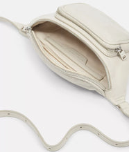 Lade das Bild in den Galerie-Viewer, LIEBESKIND Lila BERLIN Belt Bag Beige