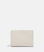 Lade das Bild in den Galerie-Viewer, LIEBESKIND BERLIN Geldbörse Moon Thea Beige