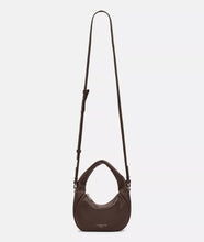 Lade das Bild in den Galerie-Viewer, LIEBESKIND BERLIN Farrah Crossbody Bag S Dunkelbraun