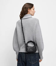 Lade das Bild in den Galerie-Viewer, LIEBESKIND BERLIN Farrah Crossbody Bag S Black