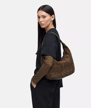 Lade das Bild in den Galerie-Viewer, LIEBESKIND BERLIN Farrah Hobo Bag M