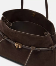 Lade das Bild in den Galerie-Viewer, LIEBESKIND BERLIN Nori Satchel L Dunkelbraun