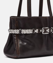 Lade das Bild in den Galerie-Viewer, LIEBESKIND BERLIN Nori Satchel M Dunkelbraun