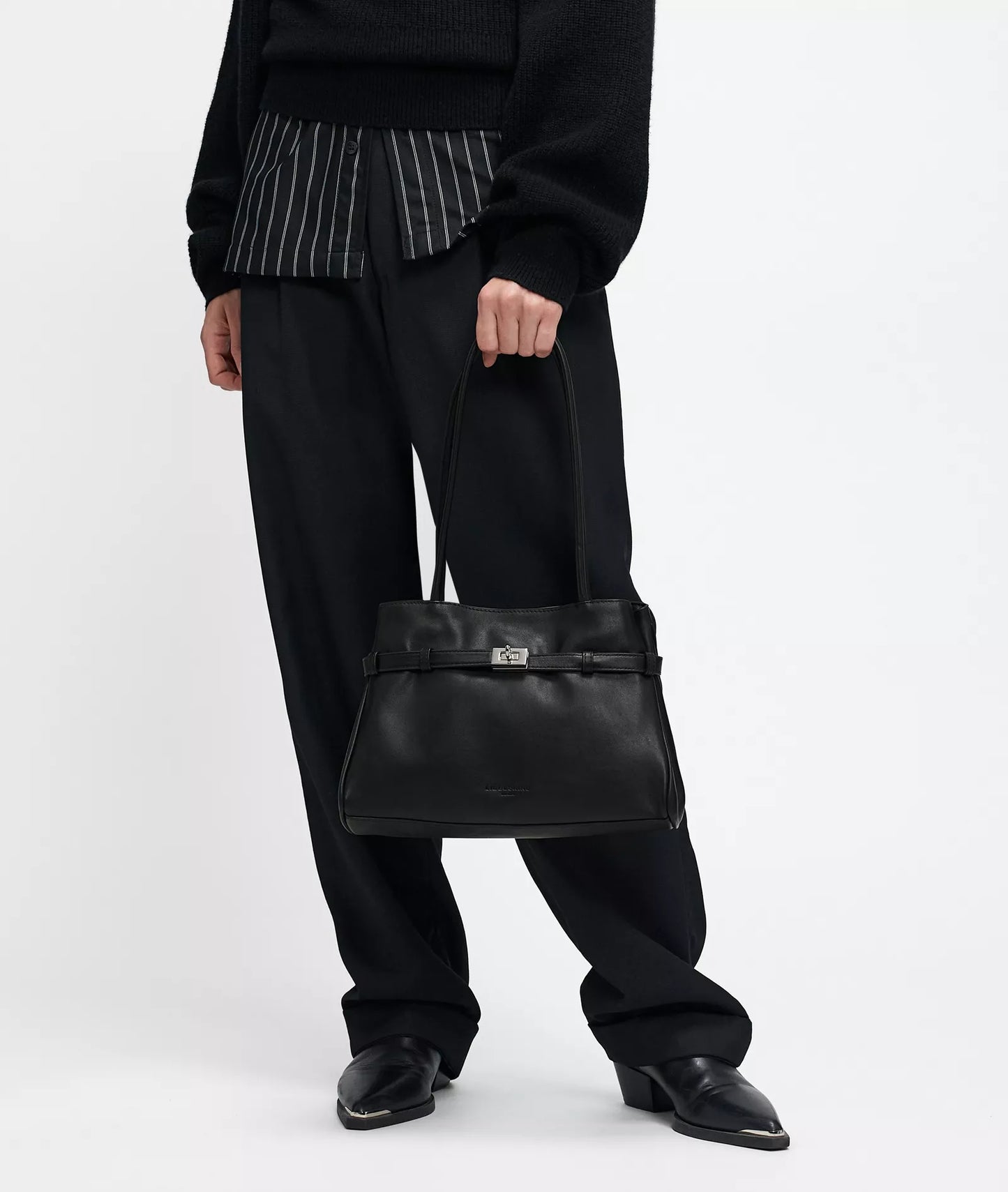 LIEBESKIND BERLIN Nori Satchel M Black