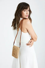 Lade das Bild in den Galerie-Viewer, IBELIV Clutch Vao - Tea