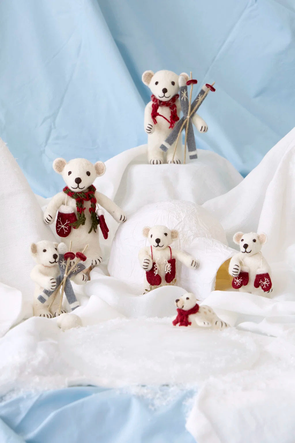 EN GRY & SIF Kleiner Polarbär mit Zuckerstange