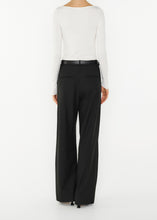 Lade das Bild in den Galerie-Viewer, CLUB L'AVENIR Longsleeve Dania'CL