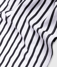 Lade das Bild in den Galerie-Viewer, 10DAYS AMSTERDAM The Petite Linen Stripes Shirt