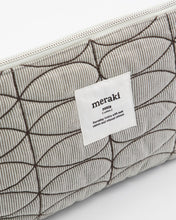 Lade das Bild in den Galerie-Viewer, MERAKI Kosmetiktasche Mentha Lightgrey