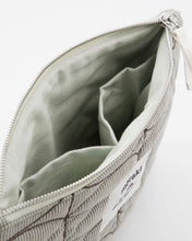Lade das Bild in den Galerie-Viewer, MERAKI Kosmetiktasche Mentha Lightgrey