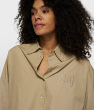 Lade das Bild in den Galerie-Viewer, 10DAYS AMSTERDAM Oversized Cropped Shirt Earth