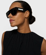 Lade das Bild in den Galerie-Viewer, 10 DAYS AMSTERDAM Plated Top Jersey Black