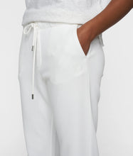 Lade das Bild in den Galerie-Viewer, 10DAYS AMSTERDAM Straight Jogger Ecru