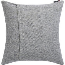 Lade das Bild in den Galerie-Viewer, DAVID FUSSENEGGER Kissenhülle Hirsch Struktur