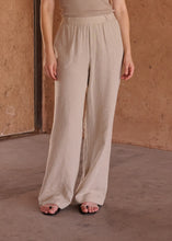 Lade das Bild in den Galerie-Viewer, CLUB L'AVENIR Hose Elu'CL Dune