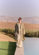 Lade das Bild in den Galerie-Viewer, CLUB L'AVENIR Pullover Blu'CL Ecru