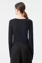 Lade das Bild in den Galerie-Viewer, DRYKORN Longsleeve Nurit schwarz