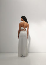 Lade das Bild in den Galerie-Viewer, CLUB L'AVENIR Top Maha'CL Off White