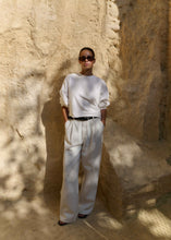 Lade das Bild in den Galerie-Viewer, CLUB L'AVENIR Sweater Onna'CL Offwhite