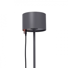 Lade das Bild in den Galerie-Viewer, BLOMUS Mobile LED-Leuchte Farol Warm Grey