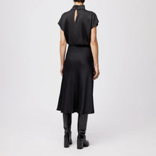 Lade das Bild in den Galerie-Viewer, DRYKORN Rock Ura Black