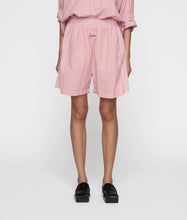 Lade das Bild in den Galerie-Viewer, 10DAYS AMSTERDAM Bermuda Pique Bright Raspberry