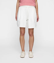 Lade das Bild in den Galerie-Viewer, 10DAYS AMSTERDAM Bermuda Jogger Ecru