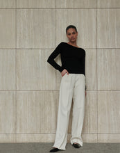Lade das Bild in den Galerie-Viewer, CLUB L'AVENIR Wide Pants - Hose Flo'CL Off White