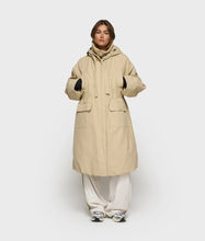 Lade das Bild in den Galerie-Viewer, 10DAYS AMSTERDAM The Royal Parka Pure Sand