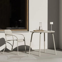 Lade das Bild in den Galerie-Viewer, BLOMUS Farol Mini LED-Leuchte White